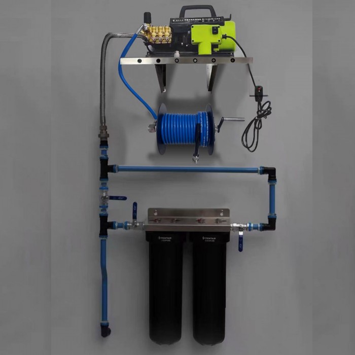 Máy rửa xe treo tường